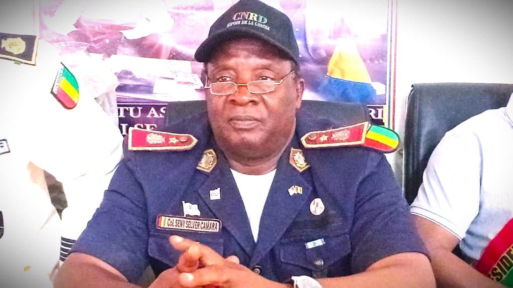 Siguiri : passation de service entre Ibrahima Douramoudou Keïta et le colonel Seny Silver Camara à la tête de la préfecture