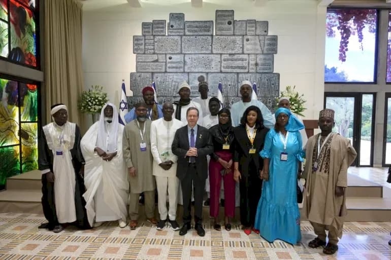 Sénégal : l’Union des imams condamne la visite de religieux africains en Israël