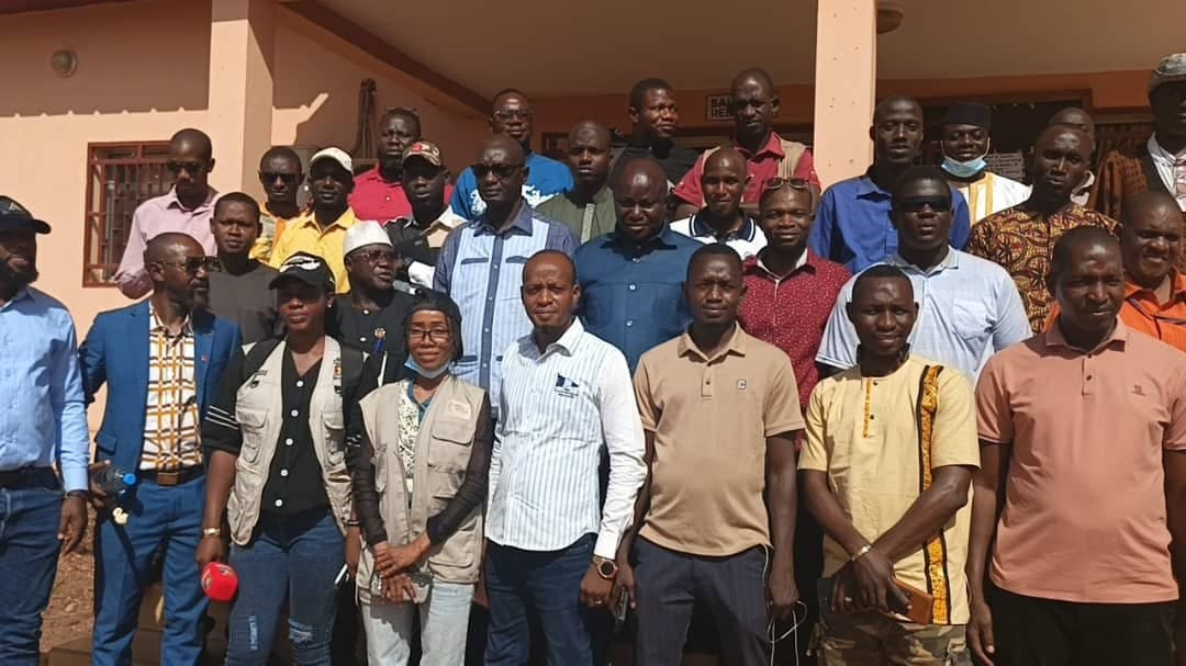 Siguiri : une mission de la HAC a entretenu les journalistes à la radio rurale