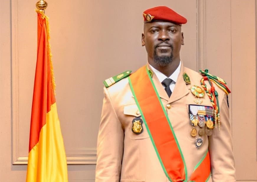 Guinée : le Général Doumbouya candidat à la présidentielle ? Bah Oury promet une réponse imminente