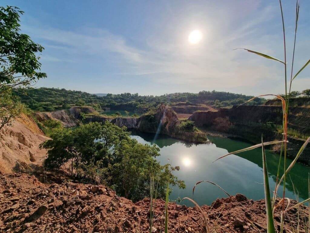 Guinée : un nouveau-né sauvé in extremis d’une latrine à Gbérédou-Kignèro