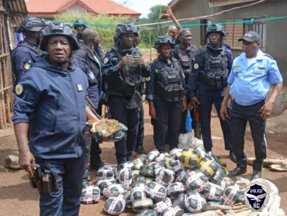 Guinée : deux opérations anti-drogue « Épervier » et « Ouragan » mènent à d’importantes saisies