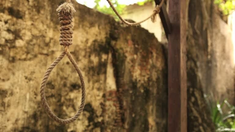 Guéckédou : un père de famille se donne la mort après avoir surpris son épouse avec un autre homme