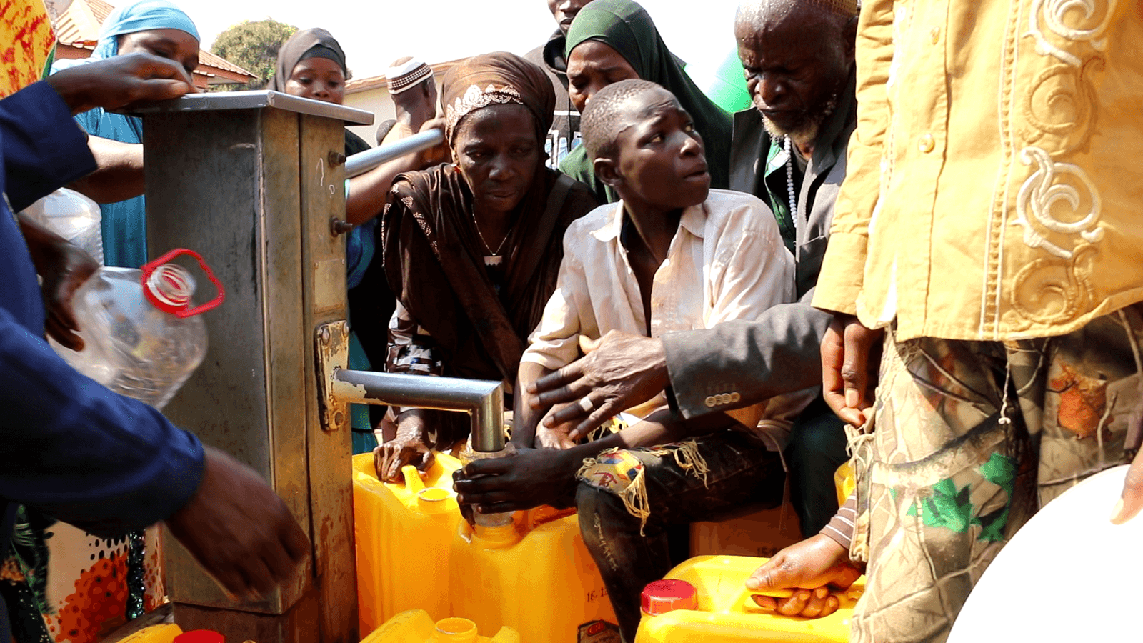Kankan : Souleymane Touré dit avoir vomi un insecte vivant après avoir consommé l’eau du puits de Karamô Solo