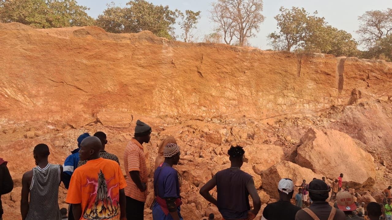 Glissement de terre dans une mine artisanale à Siguiri : des orpailleurs piégés, les recherches se poursuivent