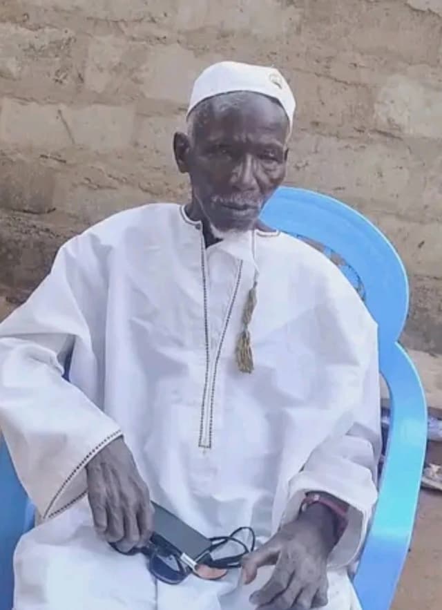 ​Sanguiana : Les obsèques du porte-parole des sages, Bounou Mady Diawara, ont eu lieu aujourd'hui dans une immense foule