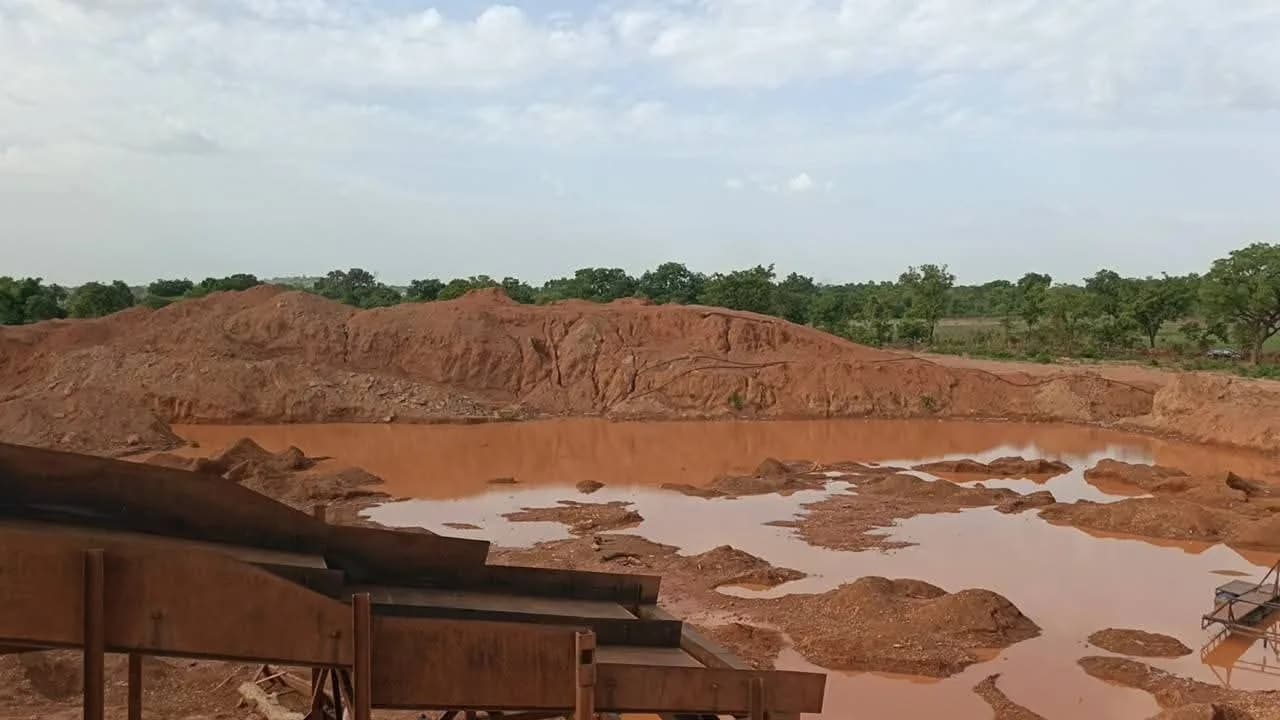 Siguiri : le gouverneur suspend l'orpaillage artisanale sur toute la région