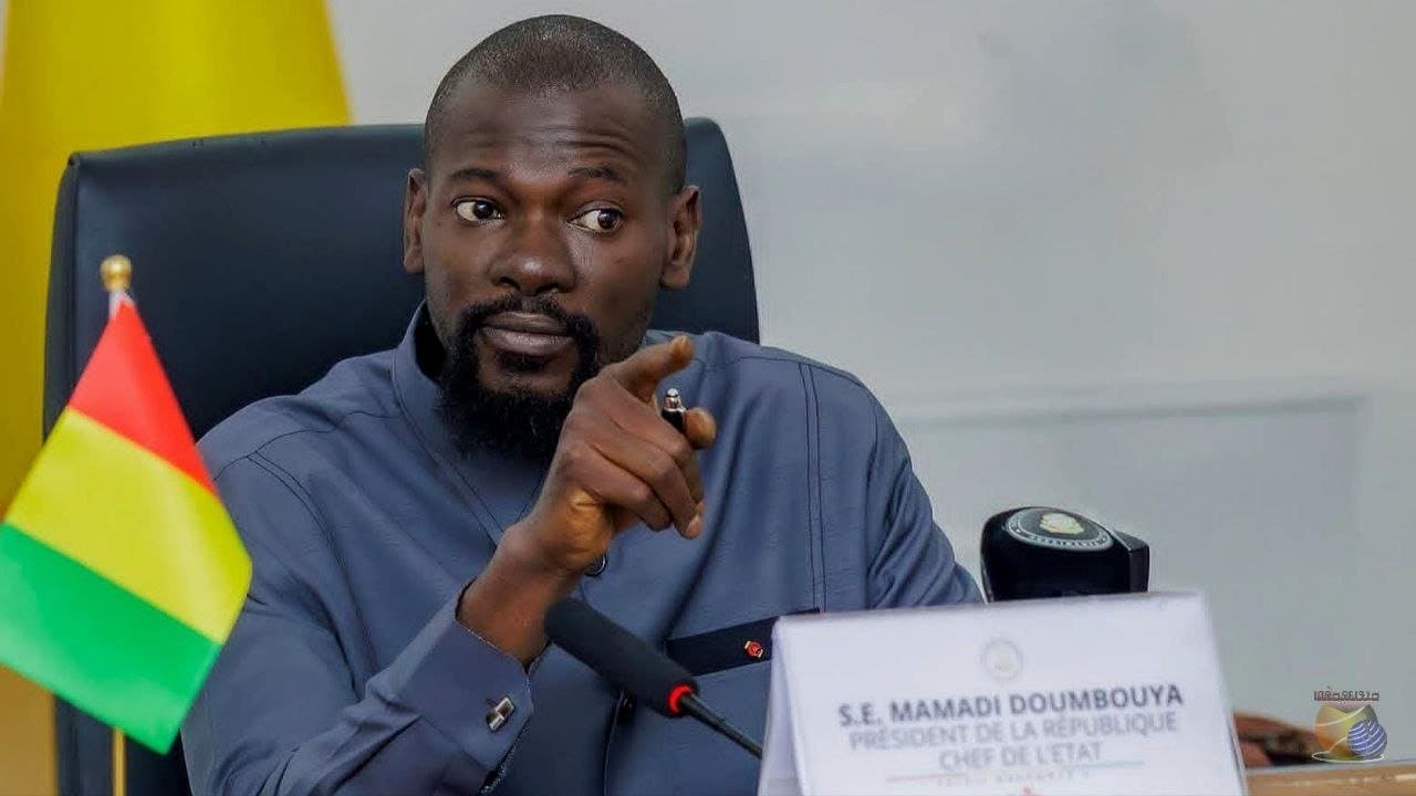 Guinée : le Président Doumbouya impose la fin de l'exportation de l'or brut et mise sur le raffinage local